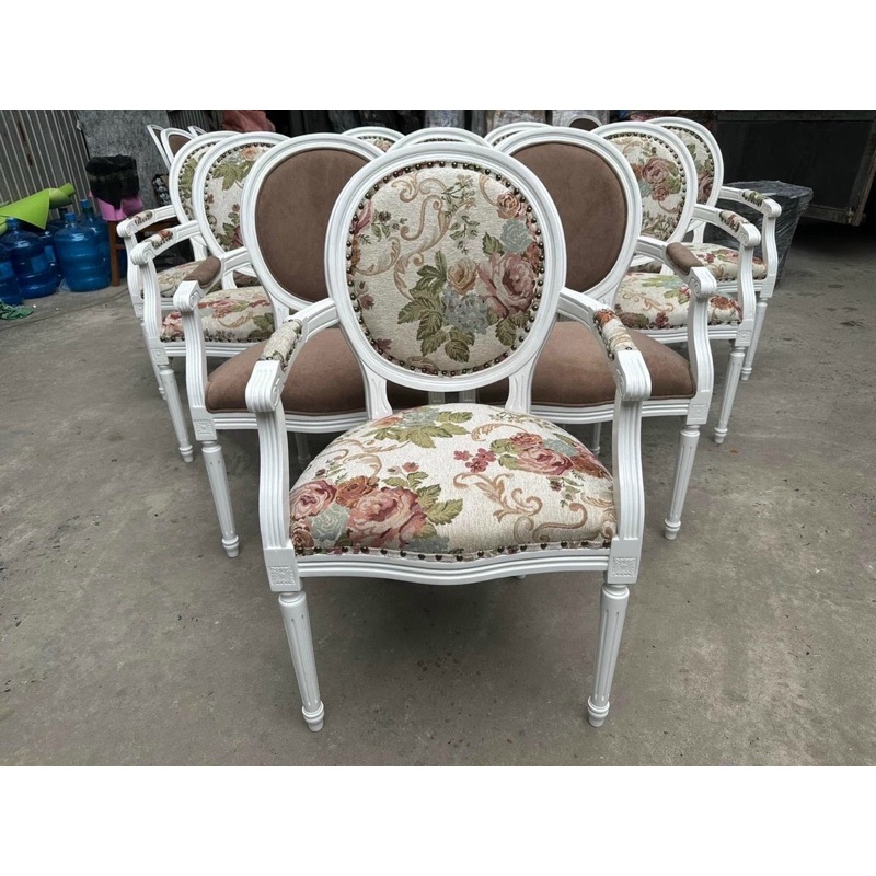 Ghế Gỗ Nệm cao cấp nhà hàng khách sạn.