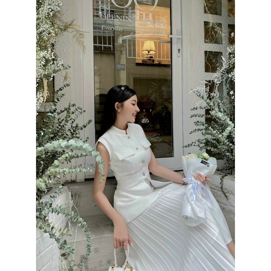 Set bộ đồ nữ áo bèo xốp caro đính cài nút mix chân váy voan dập ly sang chảnh với 2 tone màu sáng da dành cho các nàng