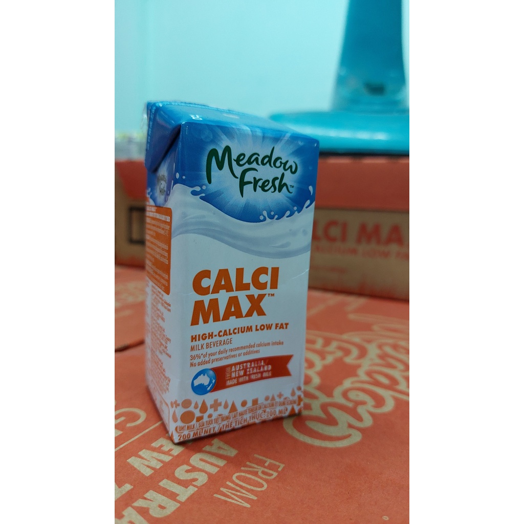 [Hỏa Tốc-Shop Q8] Thùng Sữa MEADOW FRESH Canxi Ít Béo 200ml - Sữa Calci Max Úc