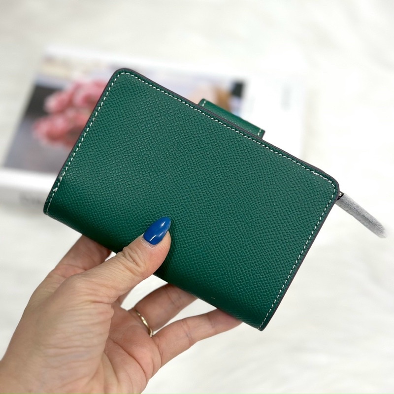 Ví Coach Medium Corner