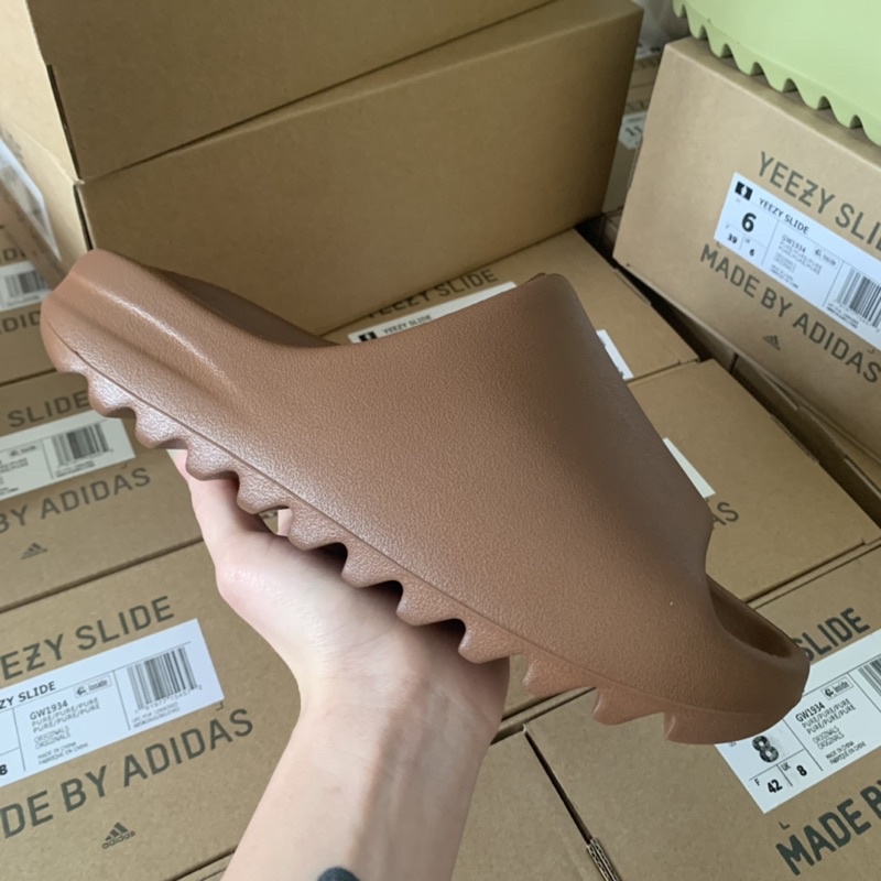 Dép Yz Slide Bản vân nhám Tặng Kèm Tất