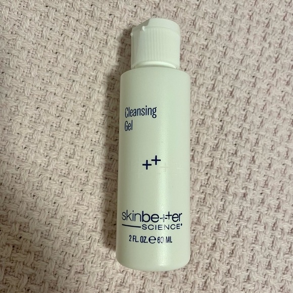 Sữa rửa mặt SkinBetter Science Cleansing Gel 60ml