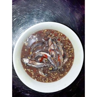 Mắm cá cơm gia vị.