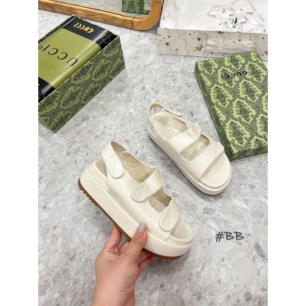 Sandal nữ quai dán trần chỉ đế bánh mì Nguyên hộp hãng cao cấp