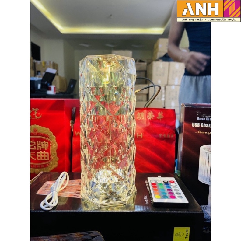 Đèn màu pha lê cảm ứng, đèn ngủ kim cương LED, đèn ngủ acrylic trang trí nhà đèn ngủ pale 16 màu