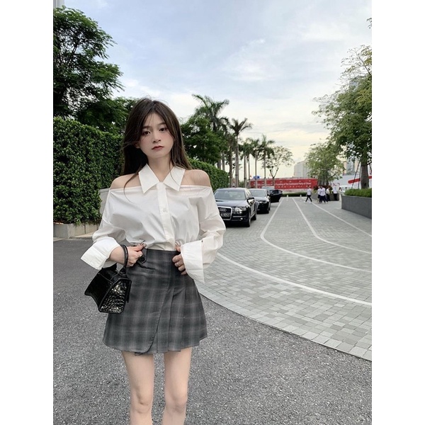ÁO SƠ MI TRẮNG HỞ VAI TIỂU THƯ HÀN QUỐC