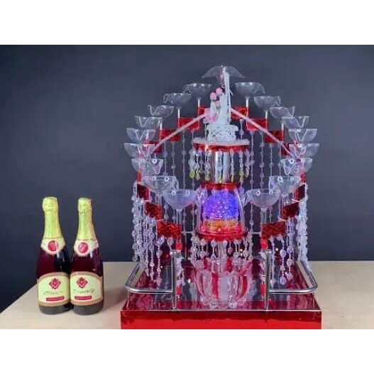 Tháp ly đám cưới