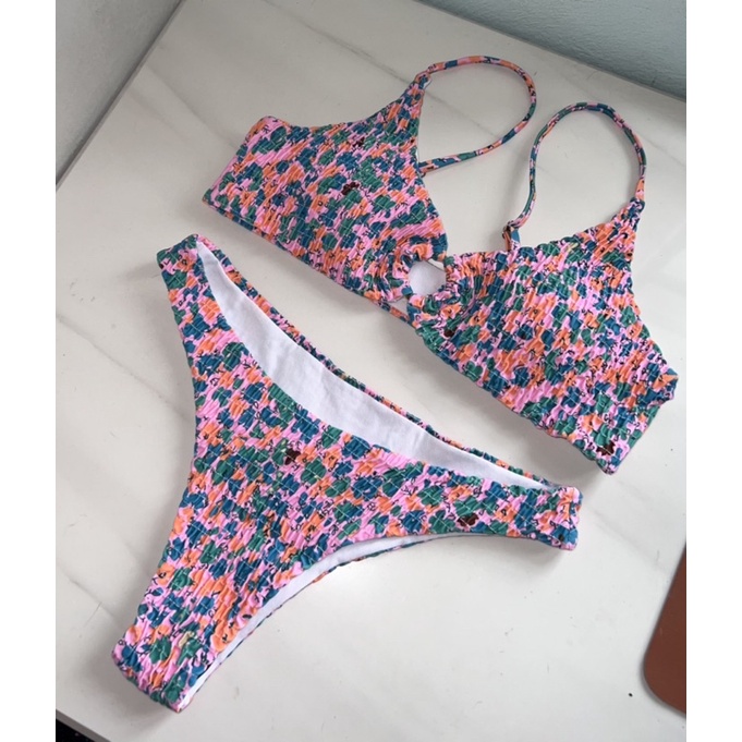 BIKINI HOA NHÍ HỒNG PHẤN