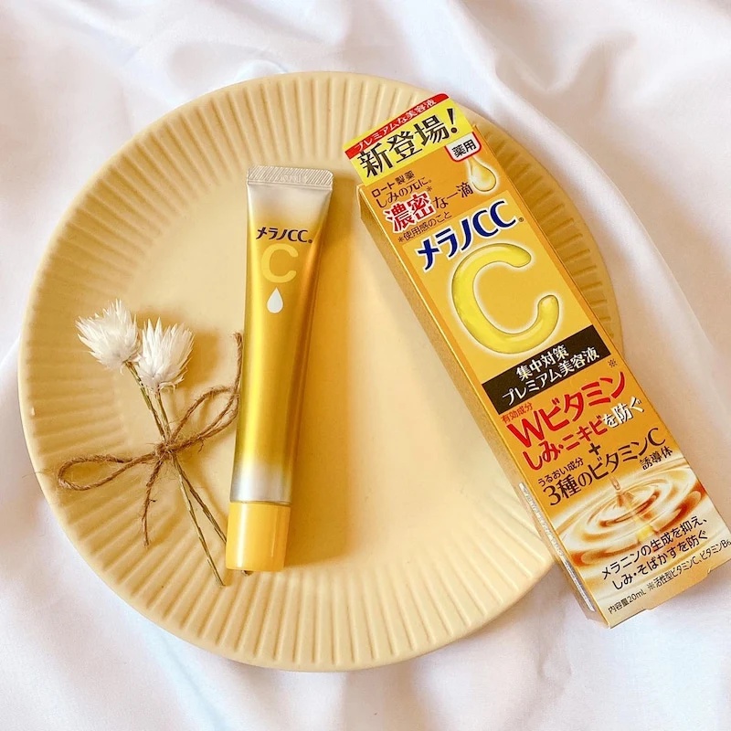 Tinh chất trắng da Mờ Thâm CC Melano Rohto Serum 20ml