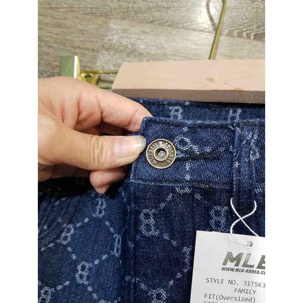 Chân váy bò xanh M.L.B có quần trong