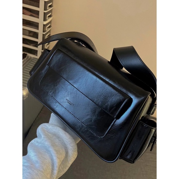 Túi xách da đeo chéo nữ