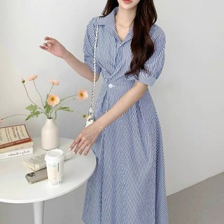 Đầm sọc xanh nút eo tay ngắn