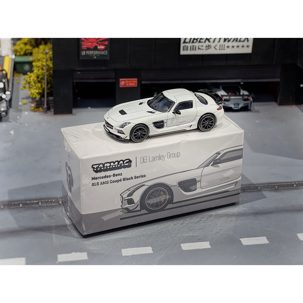 XE MÔ HÌNH MERCEDES BENZ BLACK SERIE,TỶ LỆ 1/64