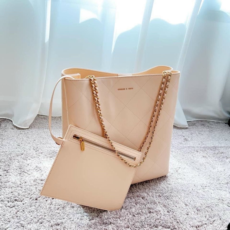 Túi Braided Handle Quilted Tote Bag Kèm Túi  Mã CK2-20782000 Size 31cm