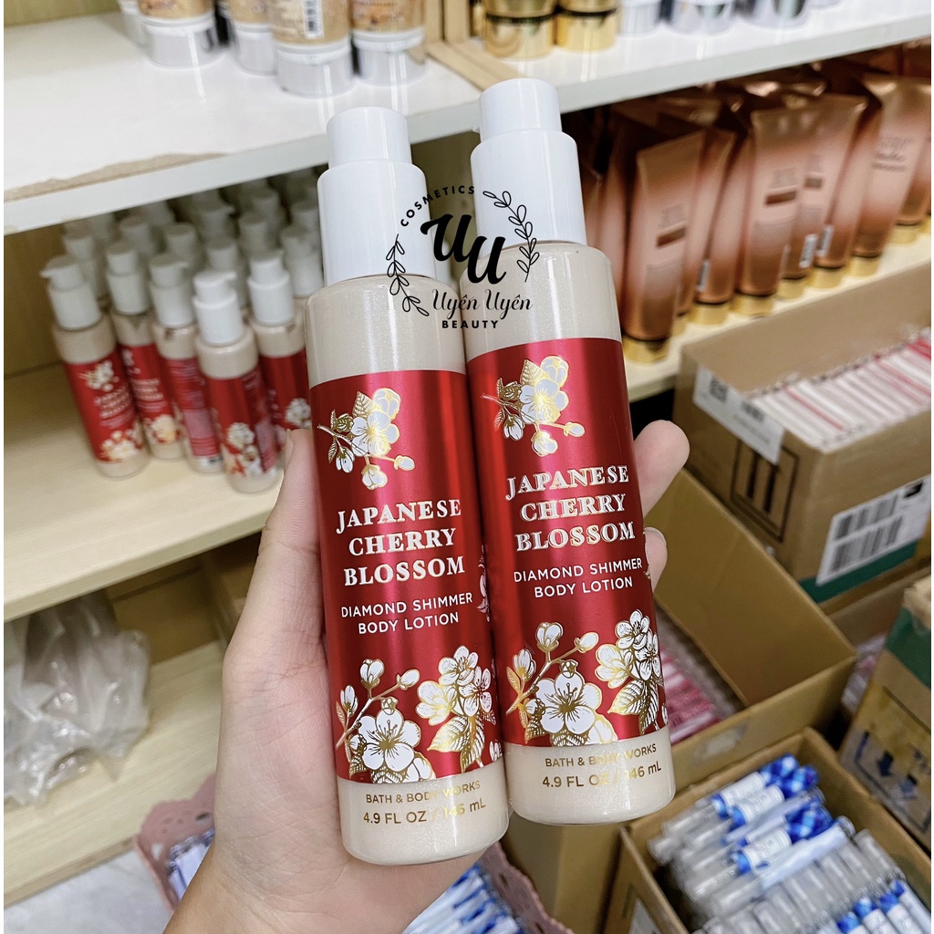 Auth Mỹ - Sữa dưỡng thể dưỡng ẩm, sáng da, ánh nhũ BATH & BODY WORKS mùi hoa anh đào 146ml