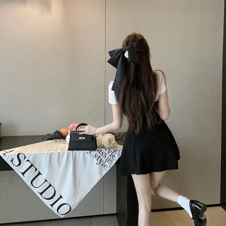 Set áo kèm yếm