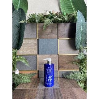Sữa Tắm Dưỡng Ẩm Trắng Da Hatomugi The Body Soap 600ml của Nhật.