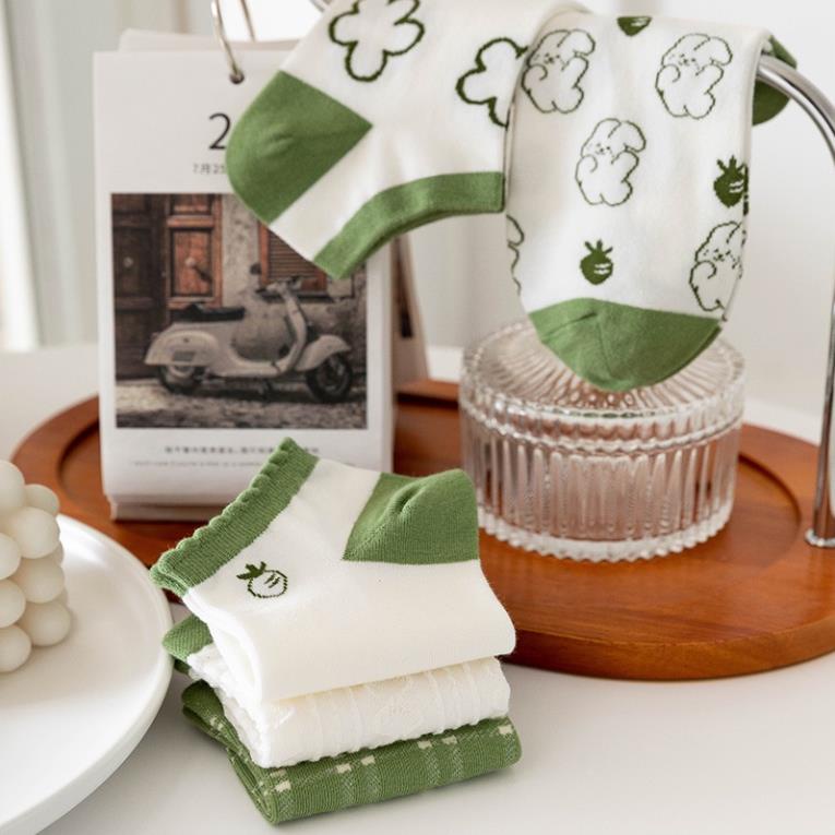 Set 5 đôi tất vớ cổ ngắn hoạ tiết dễ thương màu xanh lá