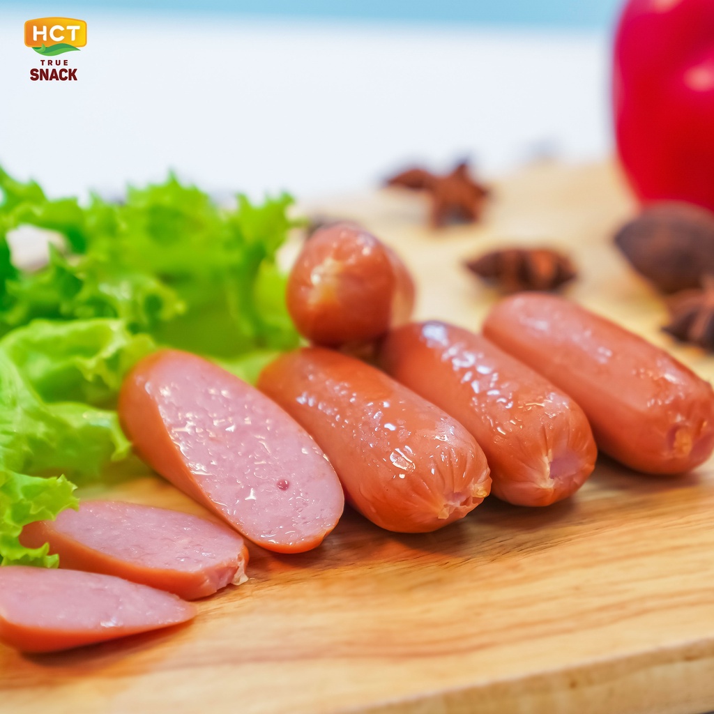 Hộp 20 cây xúc Xích Hotdog cay Mala ăn liền HCT True Meat 28gx20