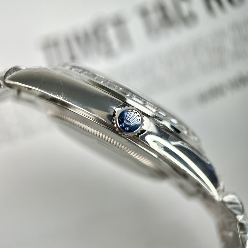 Đồng hồ nam Rolex Daydate size 41mm mặt trắng số la mã máy cơ Thuỵ Sỹ 3255