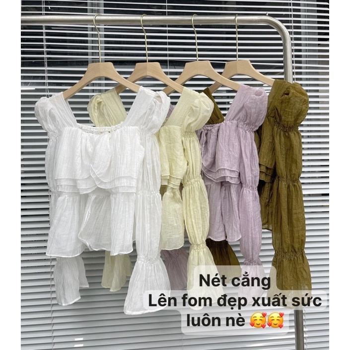 Áo voan tơ nhăn cổ vuông nhún bèo 3 tầng