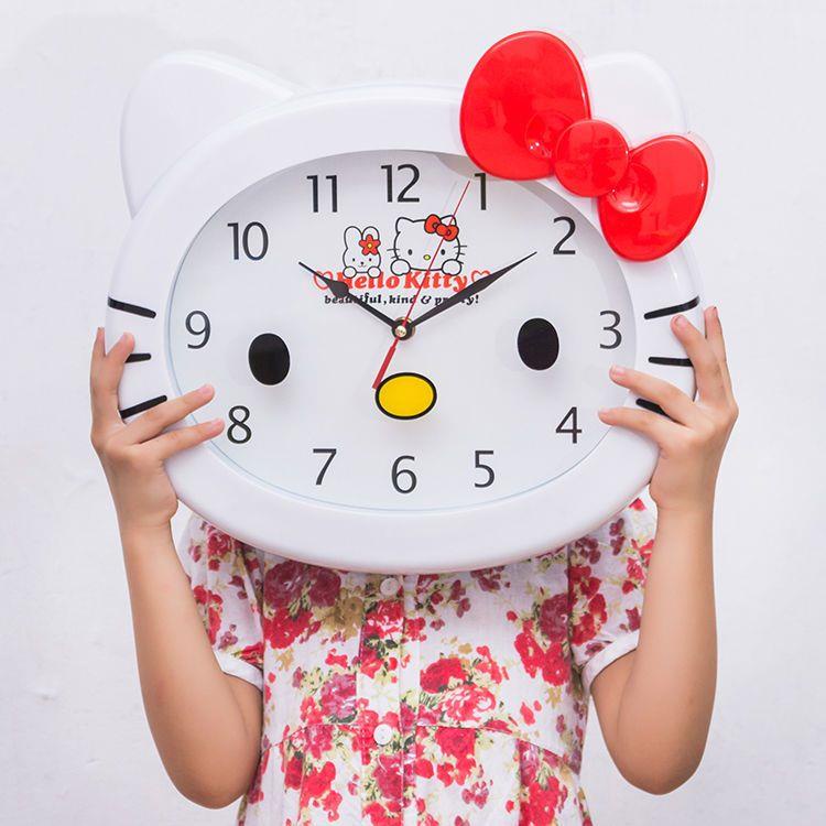 Đồng Hồ Treo Tường Họa Tiết Hello Kitty Dễ Thương