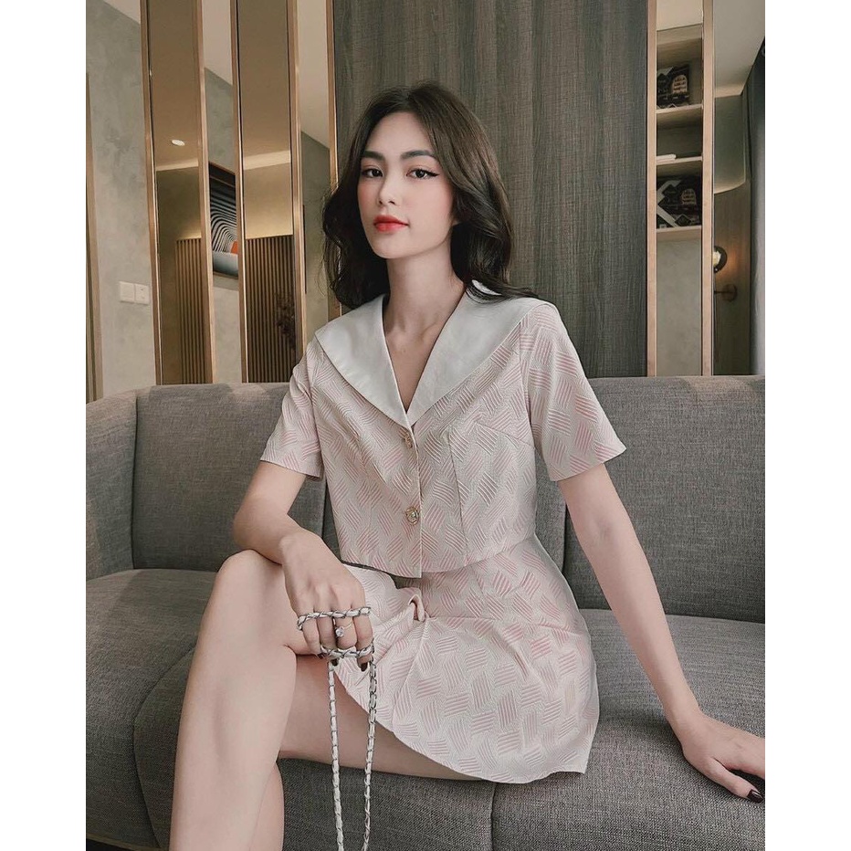 Set Áo Kèm Chân Váy Công Sở Trendy Sang Chảnh, Set Áo Cổ Vest Croptop Chân Váy Ngắn Tôn Dáng