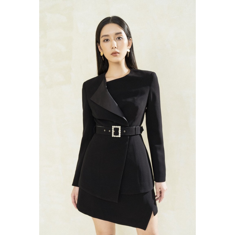 Áo Blazer Nữ Thiết Kế Tặng Kèm Dây Đai Lưng Kiểu Dáng Basic White Ant 180500033.100