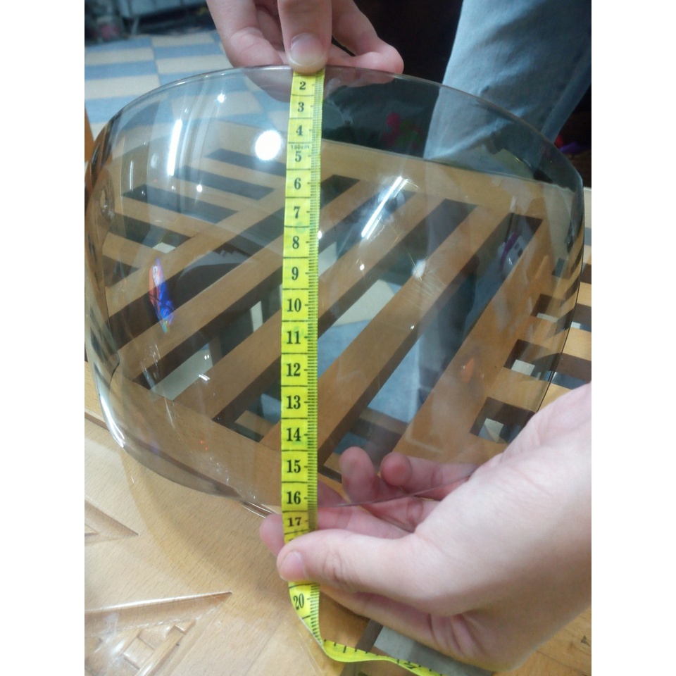 Kính thay thế mũ bảo hiểm 3/4 honda , grap , Royal M01