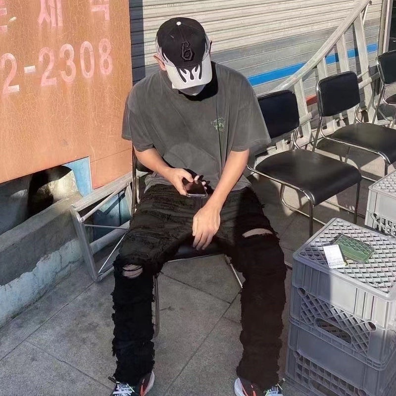 Mũ lưỡi chai hoạ tiết lửa,logo thêu phong cách hiphop,ulzzang