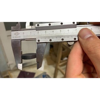 Nam châm Ferrite nam châm đen 20x5mm