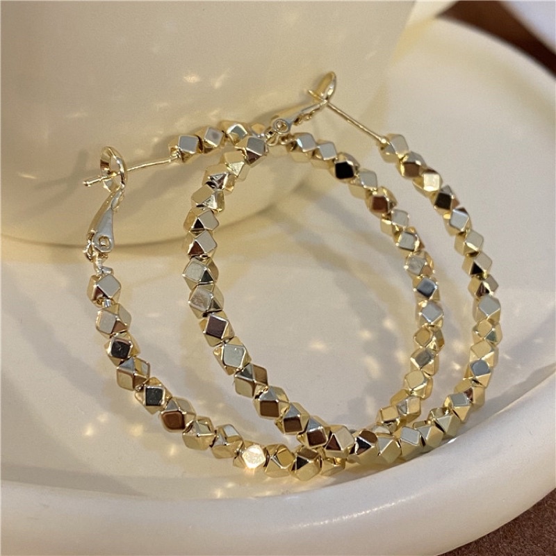 Bông tai khoen vuông