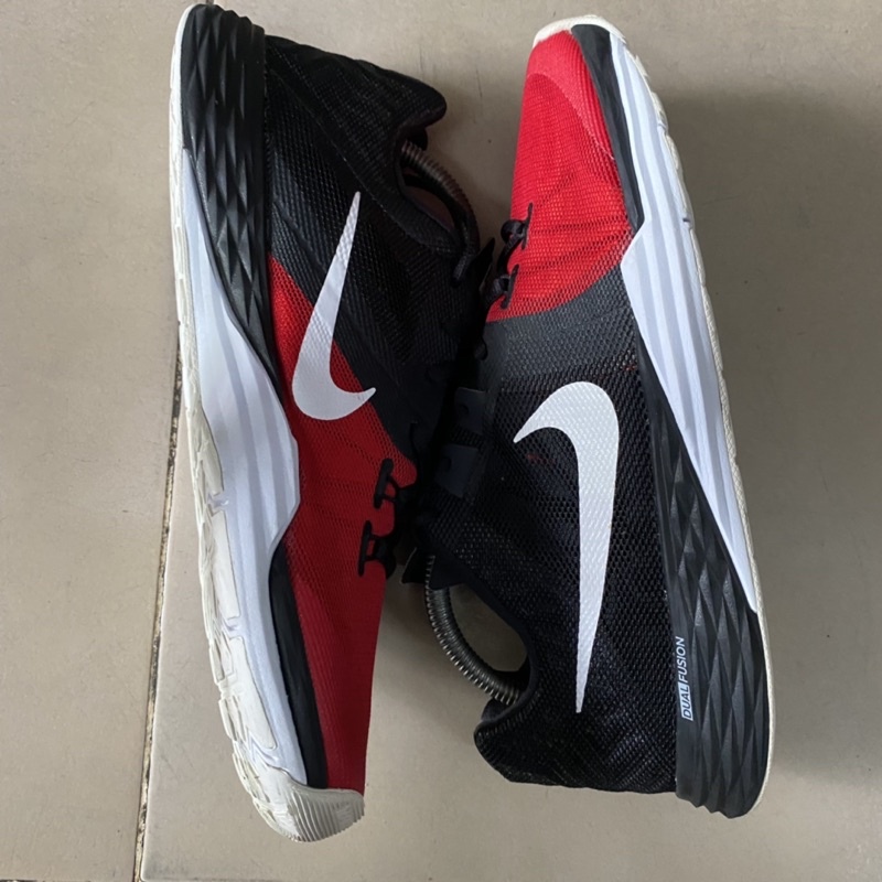 Giày chính hãng đã qua sử dụng