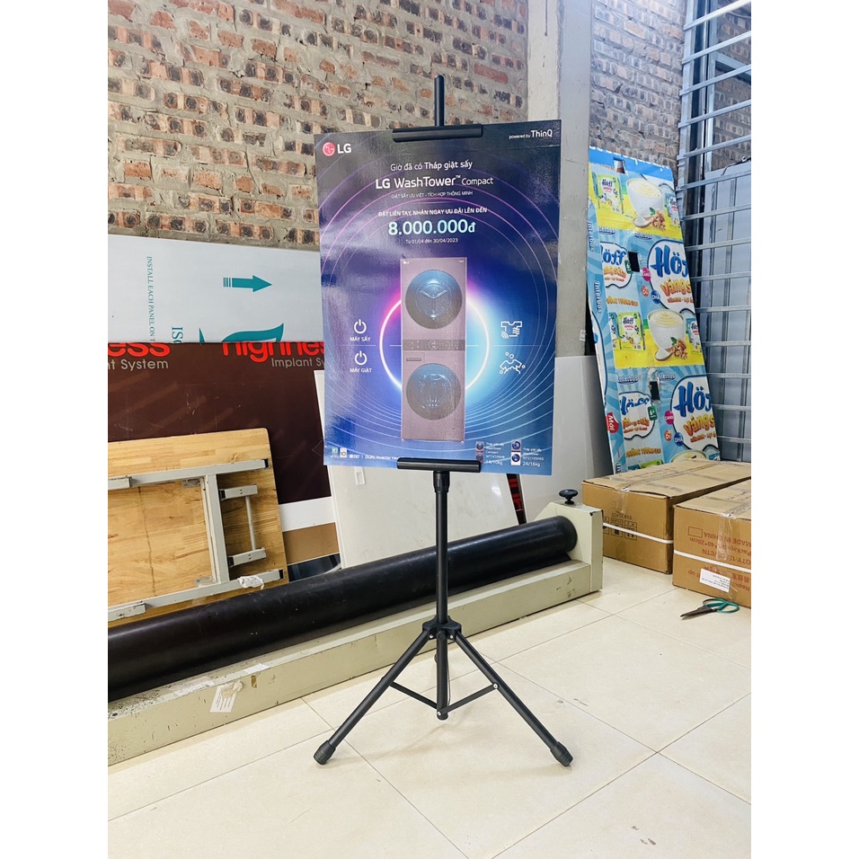 Giá standee treo tấm poster, treo tranh hai mặt bằng sắt, kệ để tranh chữ thập, giá chữ thập