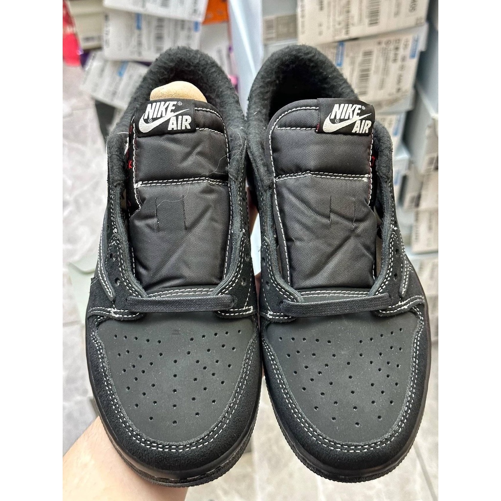 TRAVIS SCOTT x  AIR JORDAN 1 LOW OG “BLACK PHANTOM”