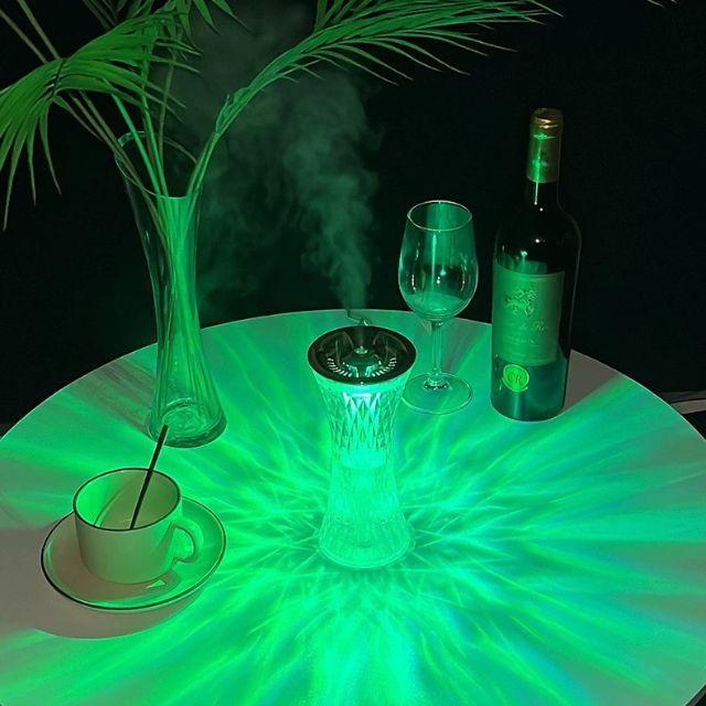 Máy xông tinh dầu phòng ngủ phun sương tạo độ ẩm mini tích hợp đèn ngủ pha lê 7 màu trang trí độc đáo - Thế giới đèn X6