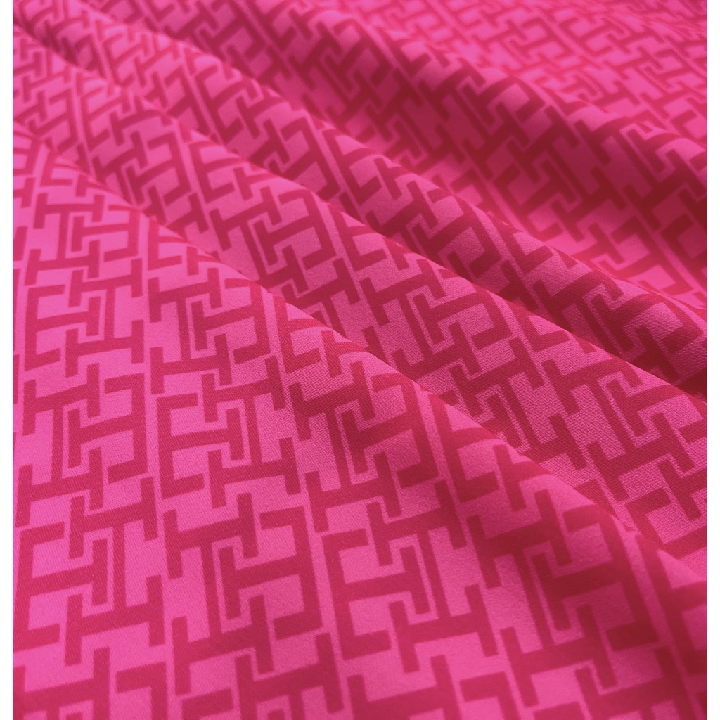 ĐẦM MIDI T.0MMY M.0N0GRAM WRAP