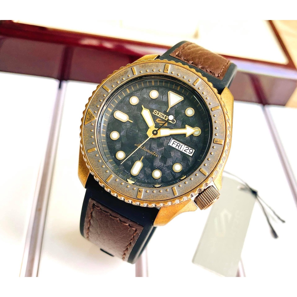 Đồng hồ nam dây da Seiko International Edition 5 Vintage Automatic SRPE80K1