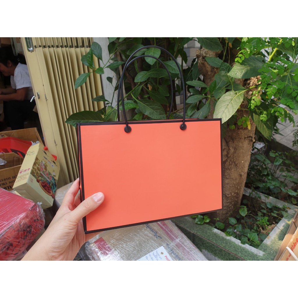 25 cái - Túi giấy đựng quà tặng thời trang mỹ phẩm nước hoa - Mẫu số 19 Cam