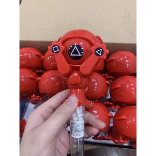 Kẹo đồ chơi squid game đổi mặt