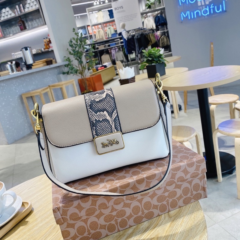 Túi Con Ngựa Dáng Ngang Kẹp Nách Full Box