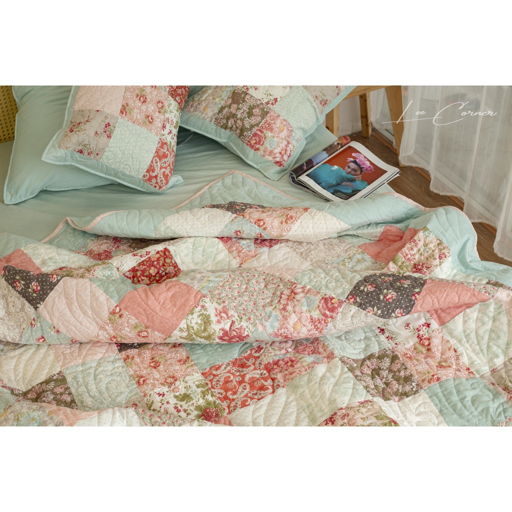 Set chăn gối quilt Hoạ tiết hồng pastel LEE CORNER, vải Thô Hàn 100% cotton, kích thước 2x2,2m