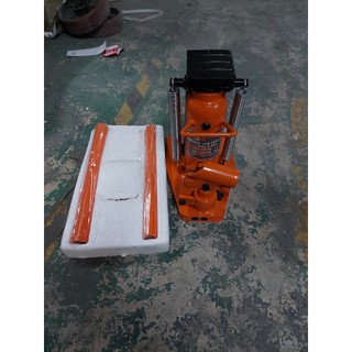 Kích chân 5 tấn
