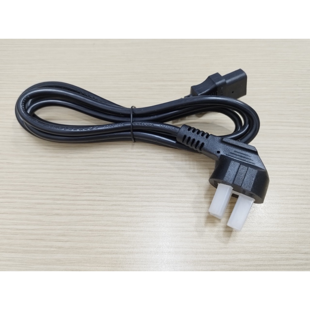 Dây nguồn 3 chân chéo 1,5m