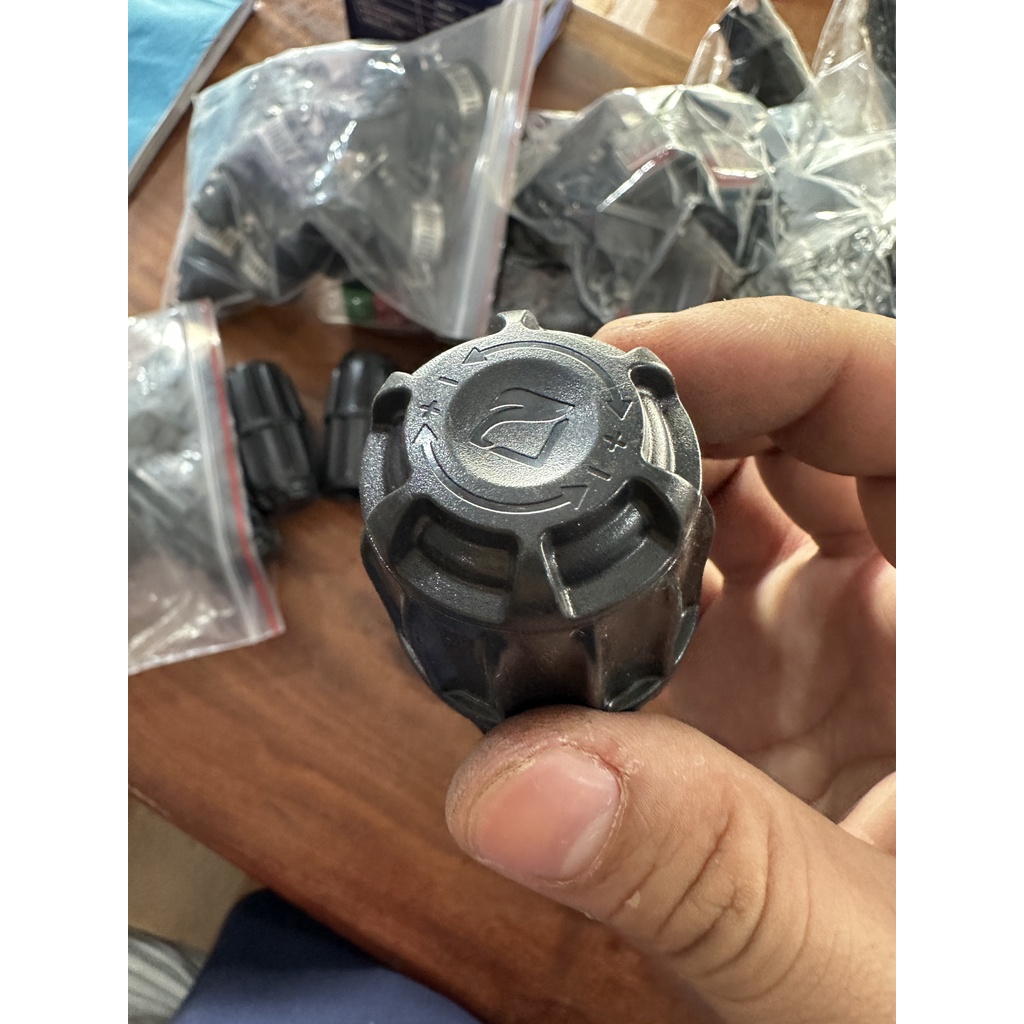 Núm Điều Chỉnh Áp Máy Rửa Xe Chạy Dây Cudoa - 1Hp,2Hp bằng nhựa