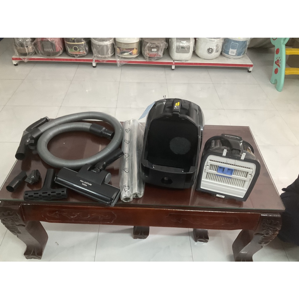 Máy hút bụi dạng hộp Panasonic MC-CL575KN49 Malaysia 2000w - Hàng trưng bày