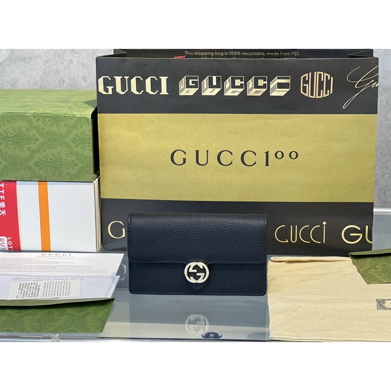 Túi đeo W366-19 tag vàng da mịn  logo rõ nét kích thước : 19cm fullbox, túi vải hãng