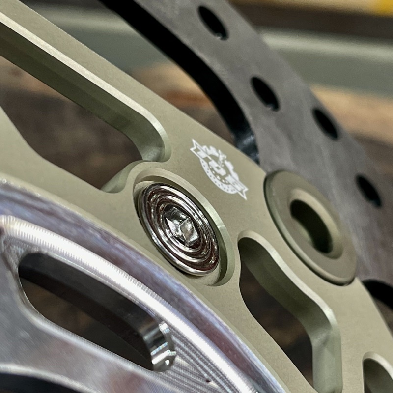 Điã thắng TQ6 ORO V4 267mm