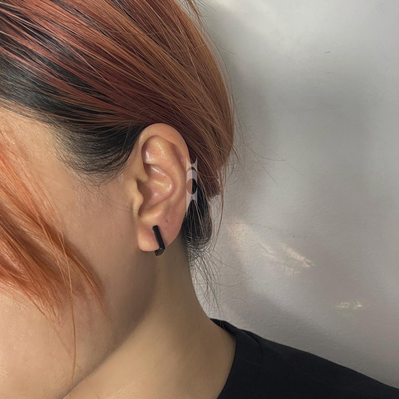 Bông tai Unisex bằng thép - không teng gỉ Madde