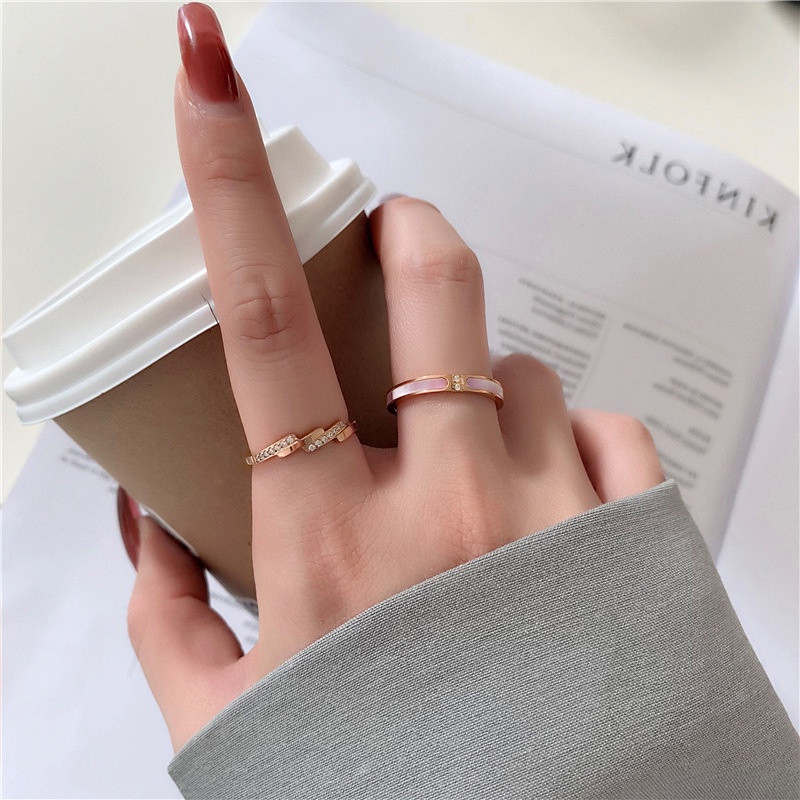 Nhẫn cặp đôi Gucci siêu hot - Nhẫn xà cừ đính đá cao cấp- Nhẫn titan, nhẫn gucci đôi full box-Khắc tên theo yêu cầu